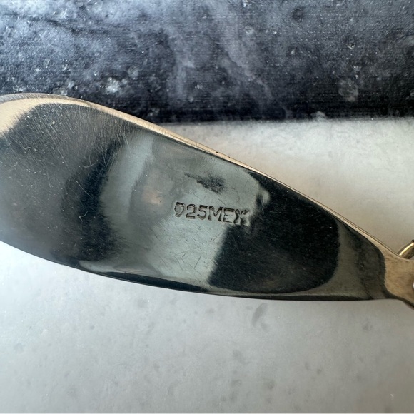 Onyx & Sterling Silver Drop Pendant - Picture 3 of 3